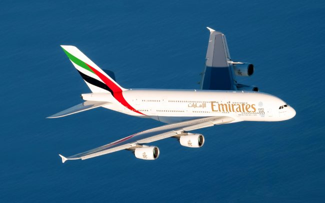 Emirates,100. A380’i kutluyor!