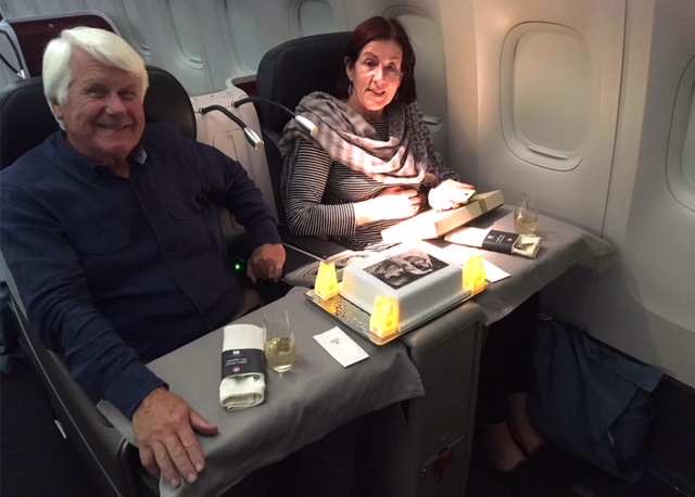 THY uçağında Hollandalı çiftin 50. yıl mutluluğu