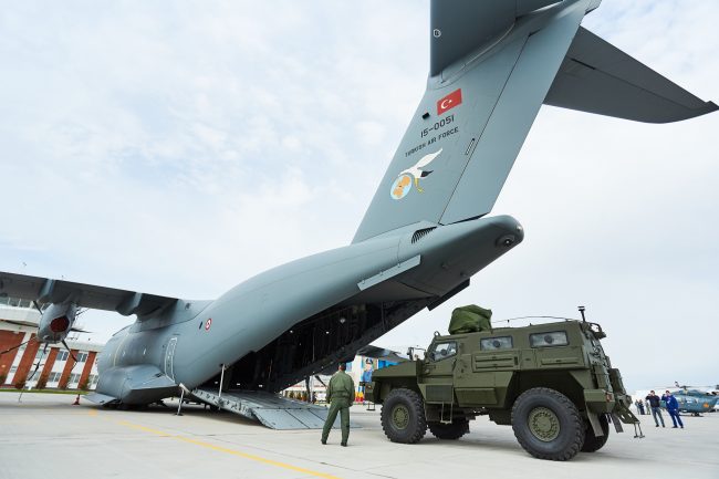 A400M’e Arlan başarıyla yüklendi