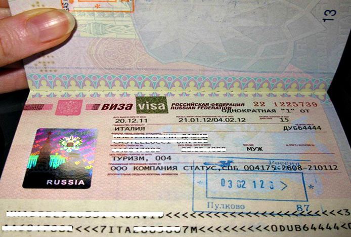 Rusya’da yeni yasa vize merkezlerini tehlikeye soktu