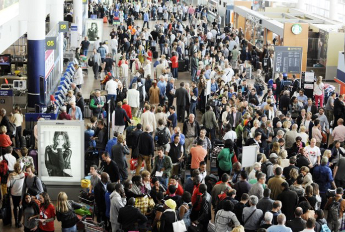 Zaventem Havalimanı kilitlendi