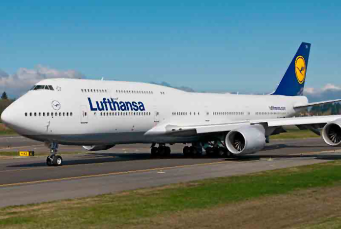 Lufthansa pist başından geri döndü