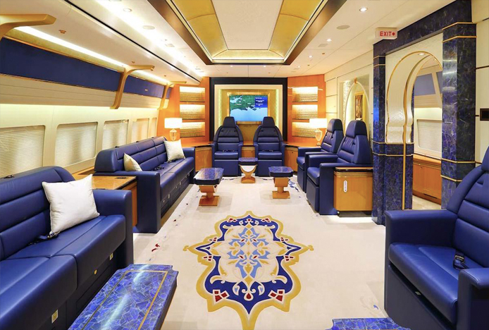 Katar Kraliyet Ailesi B-747-8S’in birini satışa çıkardı