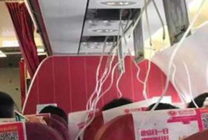 Hanian Airlines’in oksijen maskeleri açıldı