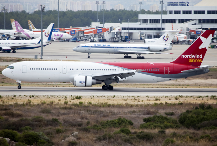 Nordwind uçağı Antalya’ya acil indi