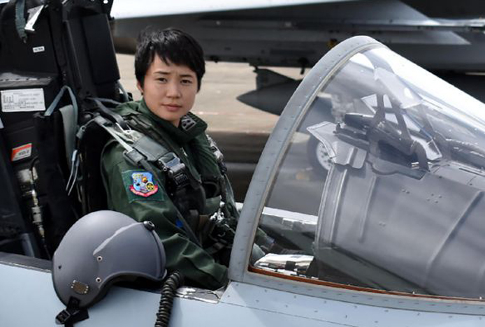 Japonya’nın ilk kadın savaş pilotu