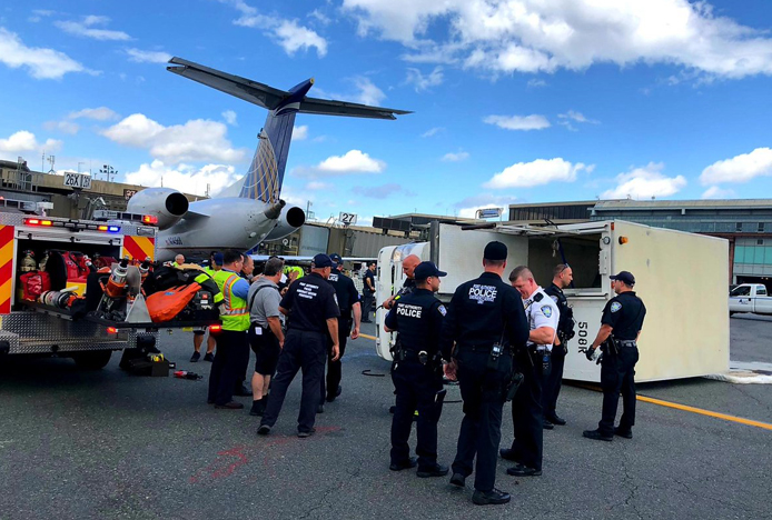 Newark Liberty Havalimanı’nda kaza