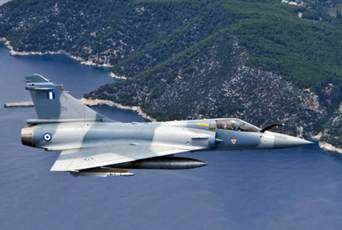 Yunan Savaş uçakları yine ihlal yaptı