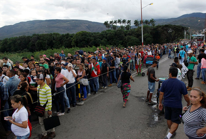 Venezuela göçmen vatandaşlarını ücretsiz ülkeye taşıyor