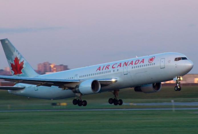 Air Canada’nın pilotu rahatsızlandı, uçak geri döndü