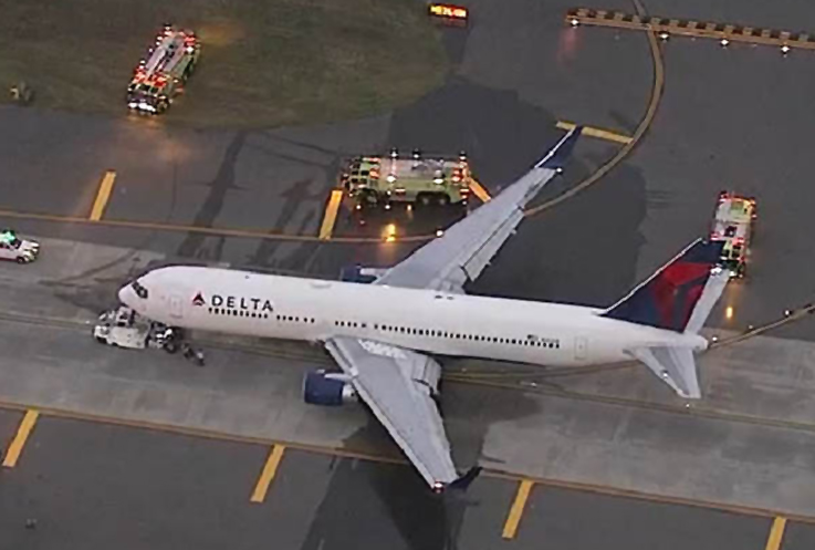 Delta Havayolları’nın 767-300’ü pistte kaldı