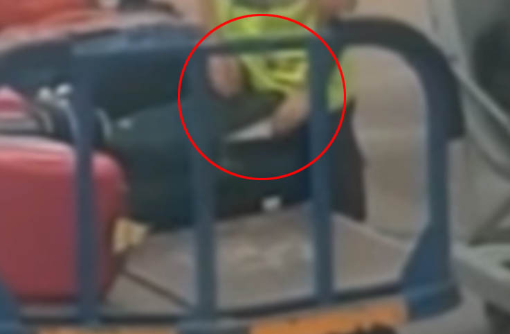 Ryanair yolcusu, hırsızlık olayını kameraya çekti