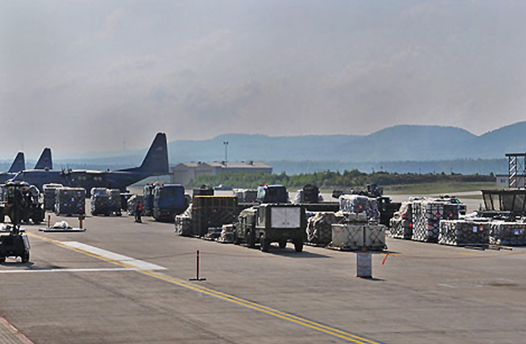 Pentagon Almanya’daki Ramstein Hava Üssü’ne mühimmat yığıyor