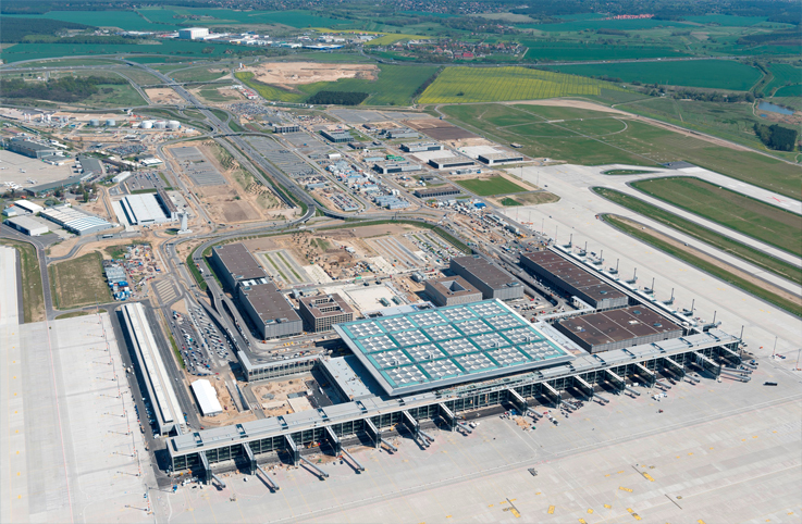 Berlin Havalimanı inşaatı bir türlü bitmiyor
