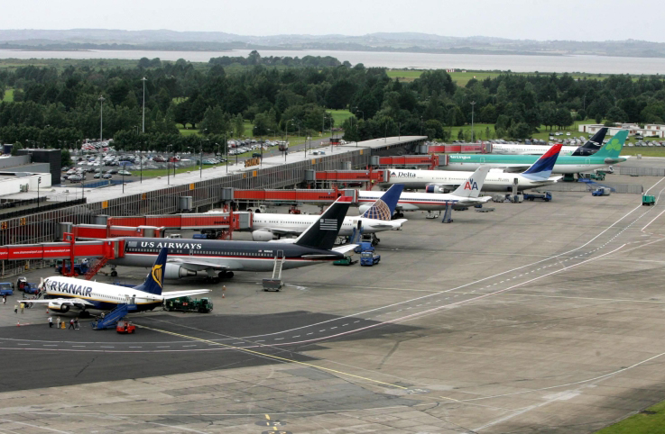İrlanda, Shannon, Cork ve Knock havalimanlarında uçak kalkmadı