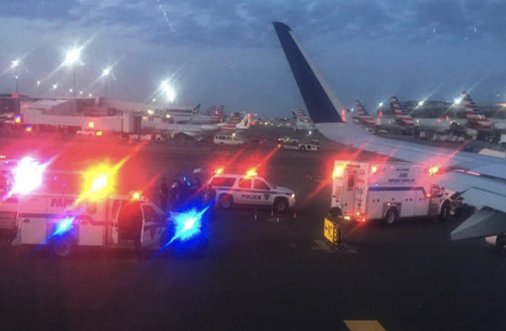 JFK’de Delta uçağı paniğe neden oldu
