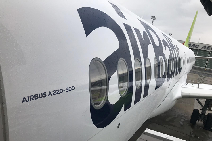 Airbus’ın yeni ailesi olan A220 AHL’de görücüye çıktı