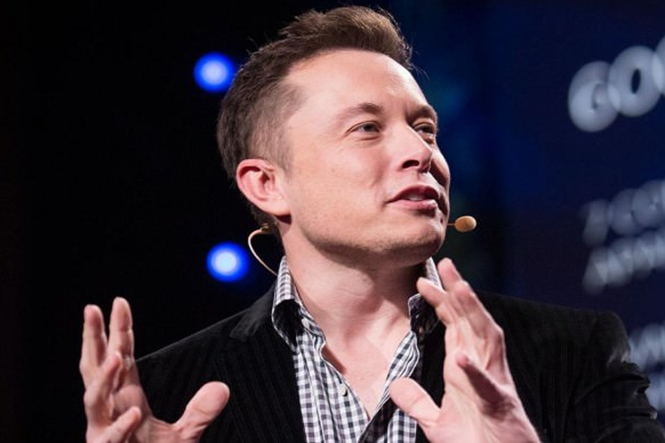 Elon Musk, ”Yeni savaşlar uzay tabanlı teknoloji ile olacak”