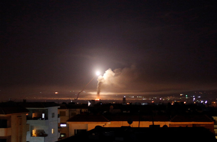 Suriye, İsrail savaş uçağını düşürdüğünü açıkladı
