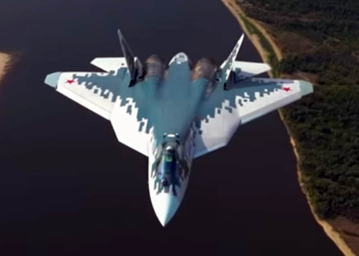 Su-57’nin yeni görüntüleri yayınlandı