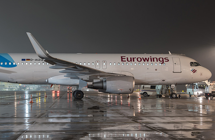 Eurowings yolcuları uçakta unuttu