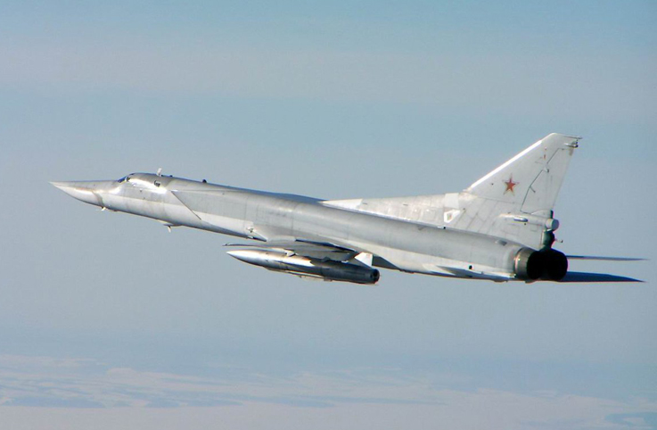 Rusya geliştirilmiş Tu-22M3 uçağı ilk uçuşunu gerçekleştirdi