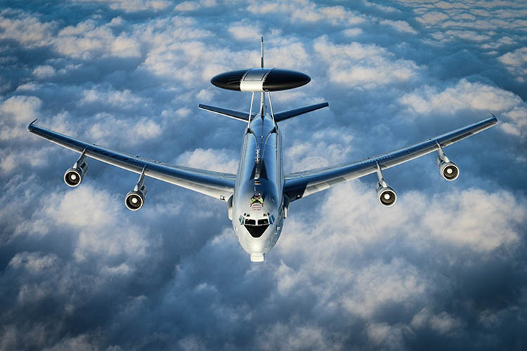 Boeing NATO’ya AWACS uçağını teslim etti