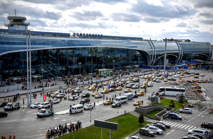 Domodedovo Havalimanı’nın ismi Mihail Lomonosov oldu