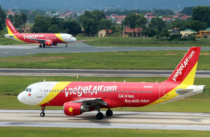 VietJetAir’in uçağı acil inişte  yanlış piste indi