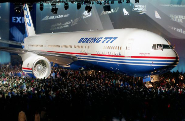Boeing geniş gövdeyi 2000’den fazla siparişle korudu