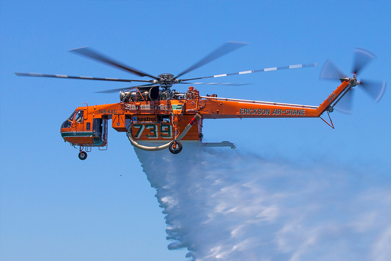 Avustralya’da S-64E yangın helikopteri düştü
