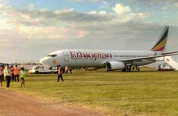Ethiopian Airlines’ın B-737’si inişte pistten çıktı