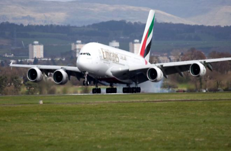 Emirates, Glasgow şehrine A380 ile uçacak