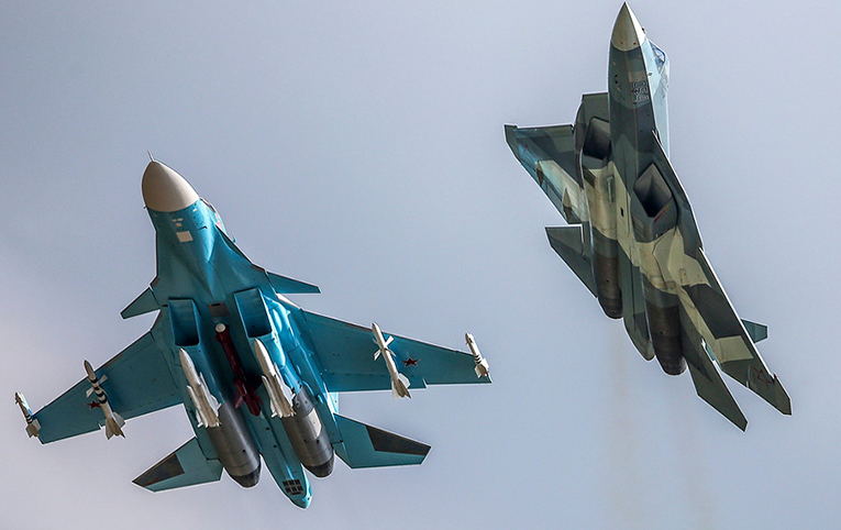 Rusya’da iki Su-34 savaş uçağı havada çarpıştı