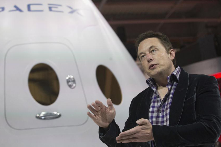 Elon Musk, “Mars biletinin fiyatı 500 bin doların altında olacak”