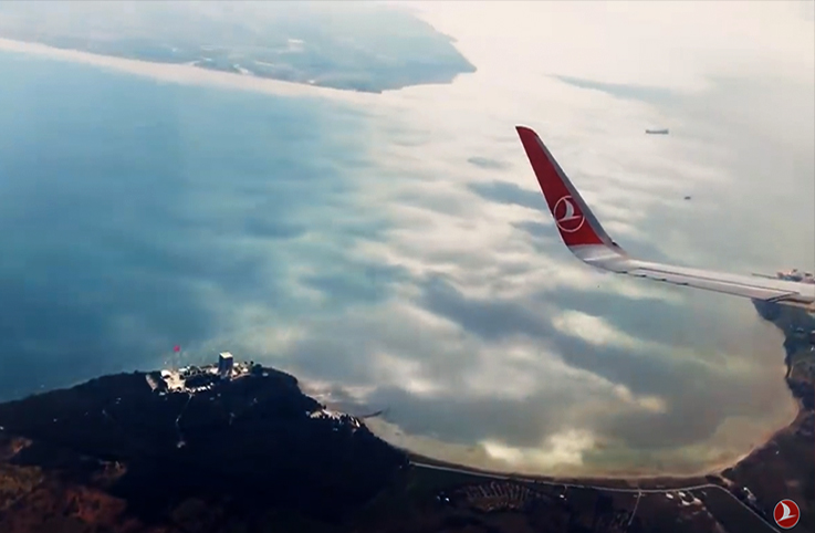 THY, İstanbul-Çanakkale ilk uçuşuna özel görüntüler