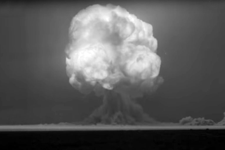 İlk nükleer patlamanın görüntüleri paylaşıldı