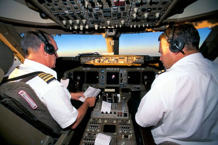Türkiye’de havada yabancı pilot sayısı azalıyor