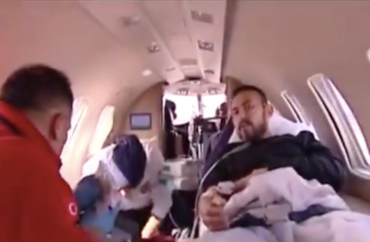 Rusya’da kalp krizi geçirdi, ambulans uçakla Türkiye’ye getirildi