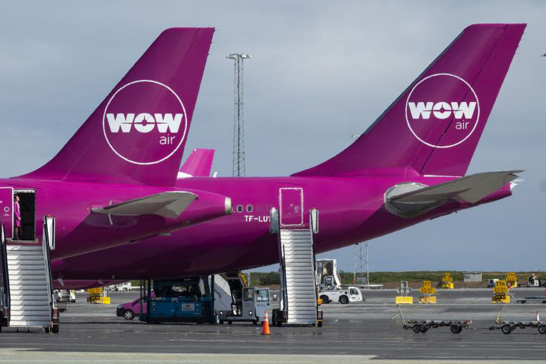 WOW Air satılana kadar uçuşlarını durdurdu