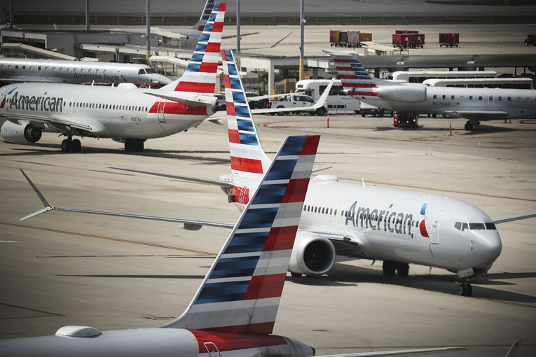 American Airlines, B-737 MAX’lerin uçuşunu ağustosa kadar iptal etti