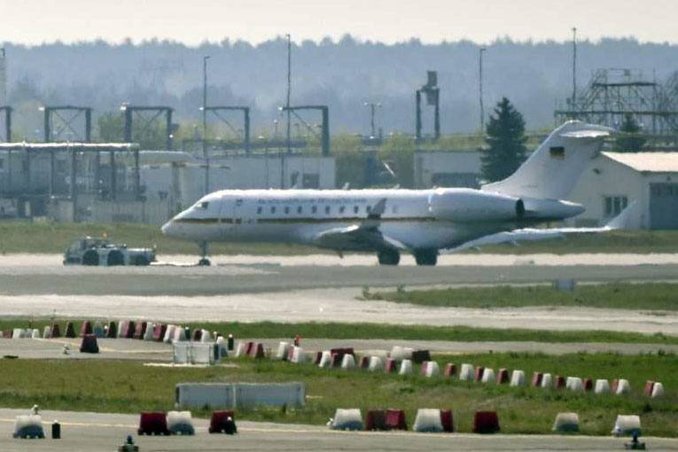 Alman Hava Kuvvetleri’nin Bombardier’i pisti kapattı