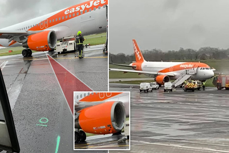 Easyjet havayolları uçağına push back aracı çarptı