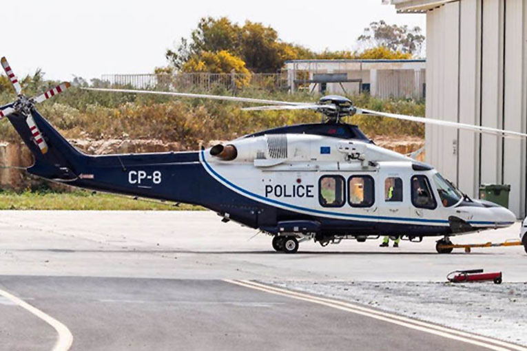 Güney Kıbrıs polis helikopteri Malta’da görüntülendi