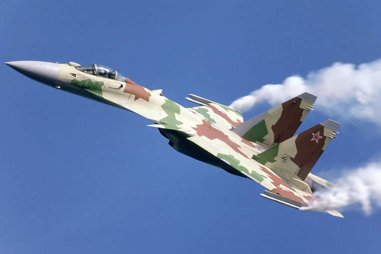 İran Su-35 uçaklarını radarına aldı