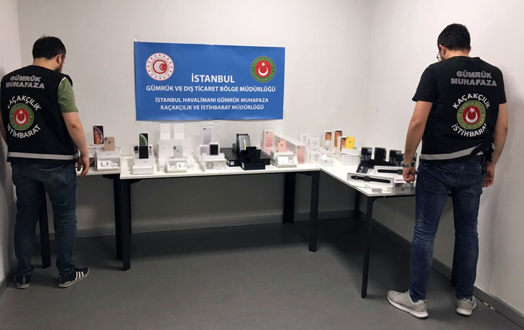 İSL’de kaçak telefon operasyonu