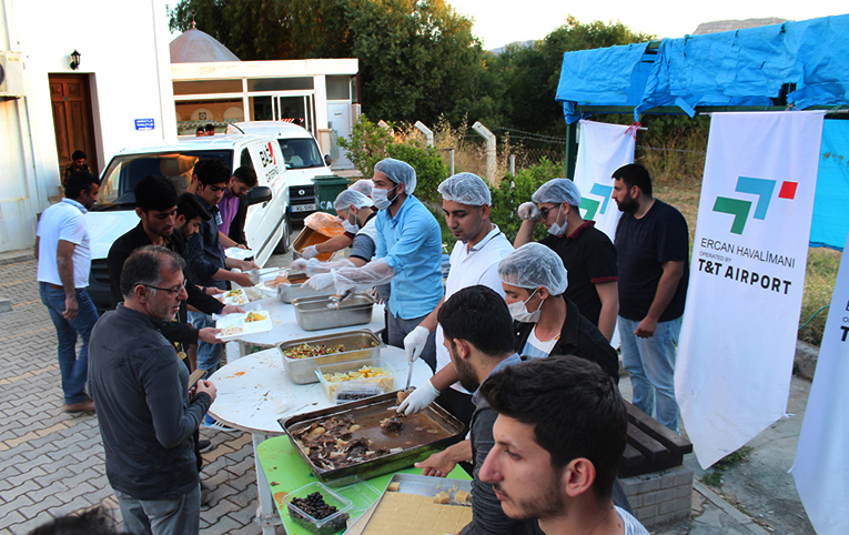 T&T Havalimanı İşletmeciliği, KKTC’de her bölgede iftar veriyor