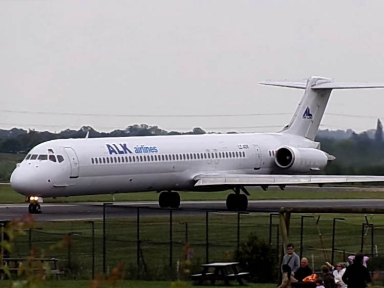 ALK Airlines uçağı türbülansa girdi, 10 kişi yaralandı