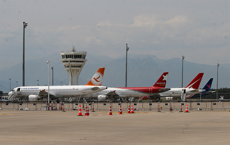 Antalya Havalimanı Rus turistte rekor kırdı