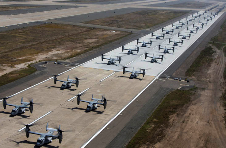 Florida’da Osprey ve Sikorsky CH-53E’ler fil yürüşü yaptı